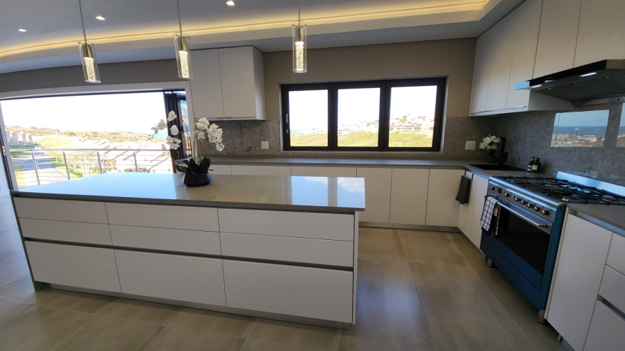 4 Bedroom Property for Sale in Seemeeu Park Western Cape